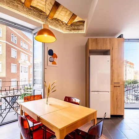 Amazing Apartment With Afun And Friendly Atmosphere Valencia Exterior photo