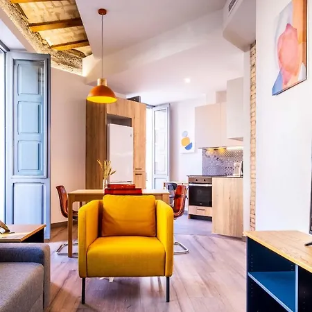 Amazing Apartment With Afun And Friendly Atmosphere Valencia Exterior photo